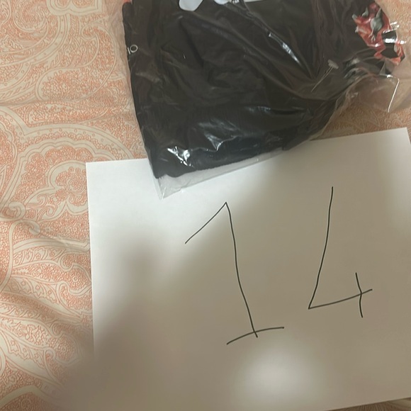 NWOT GOODIO WOMENS BEAUTIFUL BLACK COLOR TANK TOP SIZE M - Picture 8 of 8